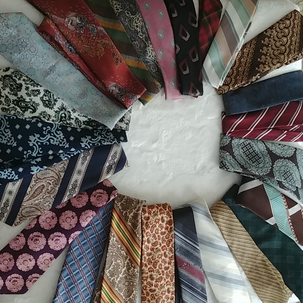 24 vintage ties